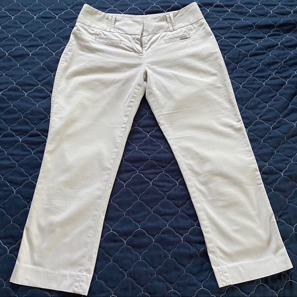 Capris pants - Picture 3 of 8